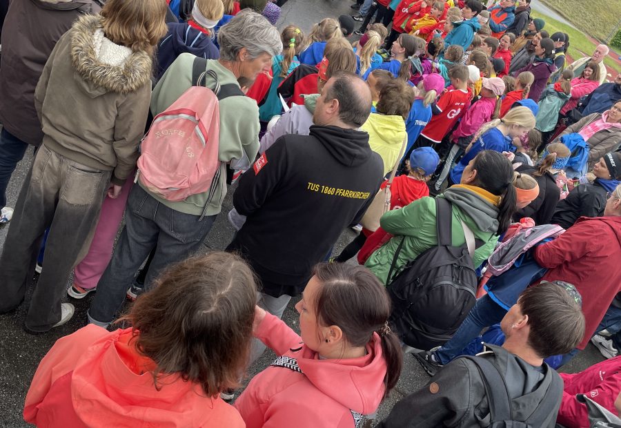 04.05.2025: Frühjahrssportfest mit Kinder-Leichtathletik und Niederbayerischen Langstrecken-Meisterschaften